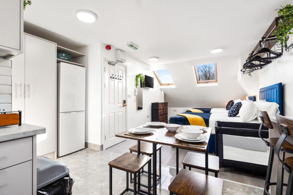 Pershore Road, Stirchley, Birmingham, B30 2YT