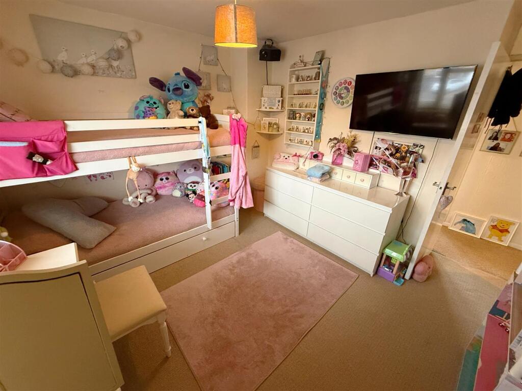 Additional image 7 of Arrow Crescent, Alcester