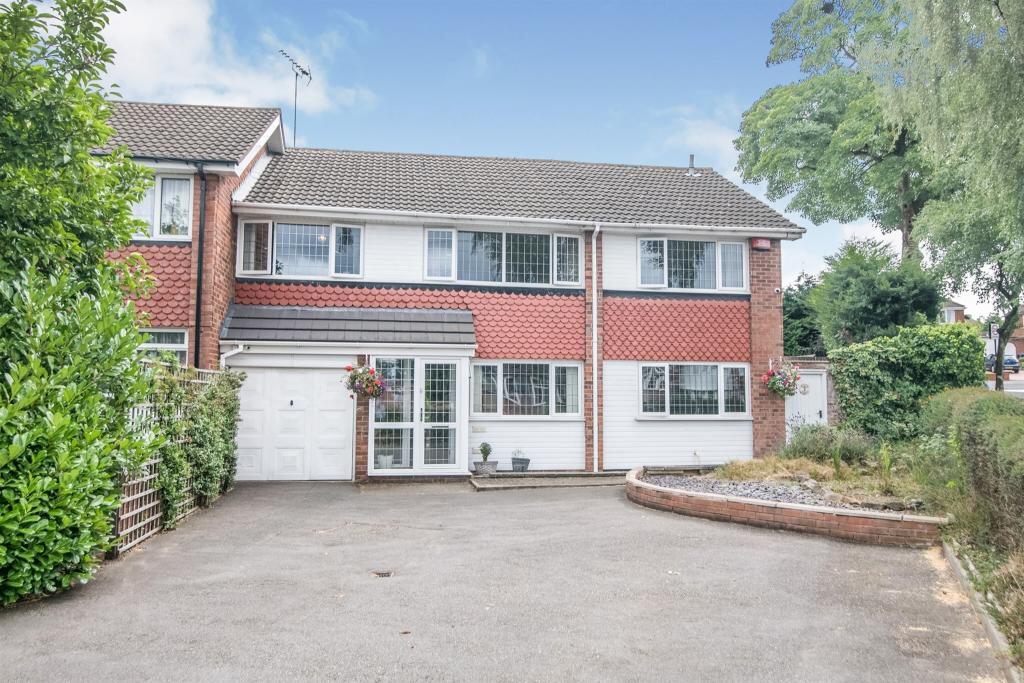 Heather Road, Great Barr, Birmingham, B43 5BY