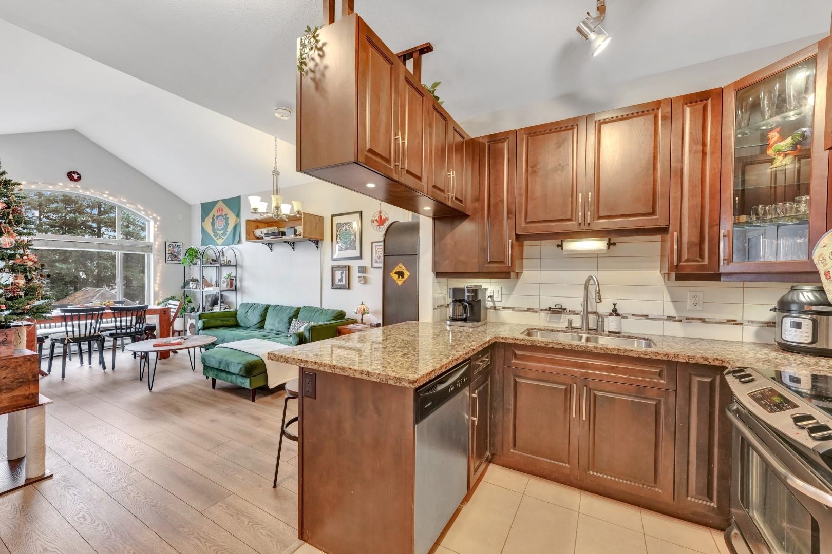 411-12525 190a Street, Pitt Meadows, BC, V3Y 0E1