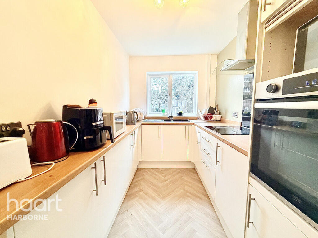 Pine Walk, Birmingham