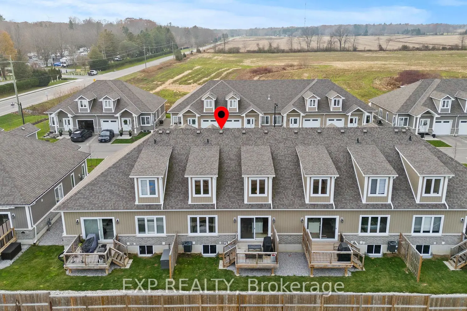 Additional image 19 of 744 Nelson Street 31