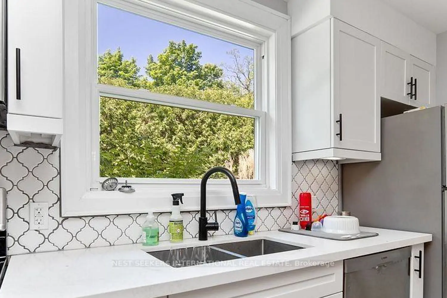 Additional image 9 of 98 Blake Street