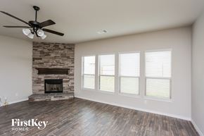 Additional image 3 of 1572 Country Crest Drive, Waxahachie, TX, 75165