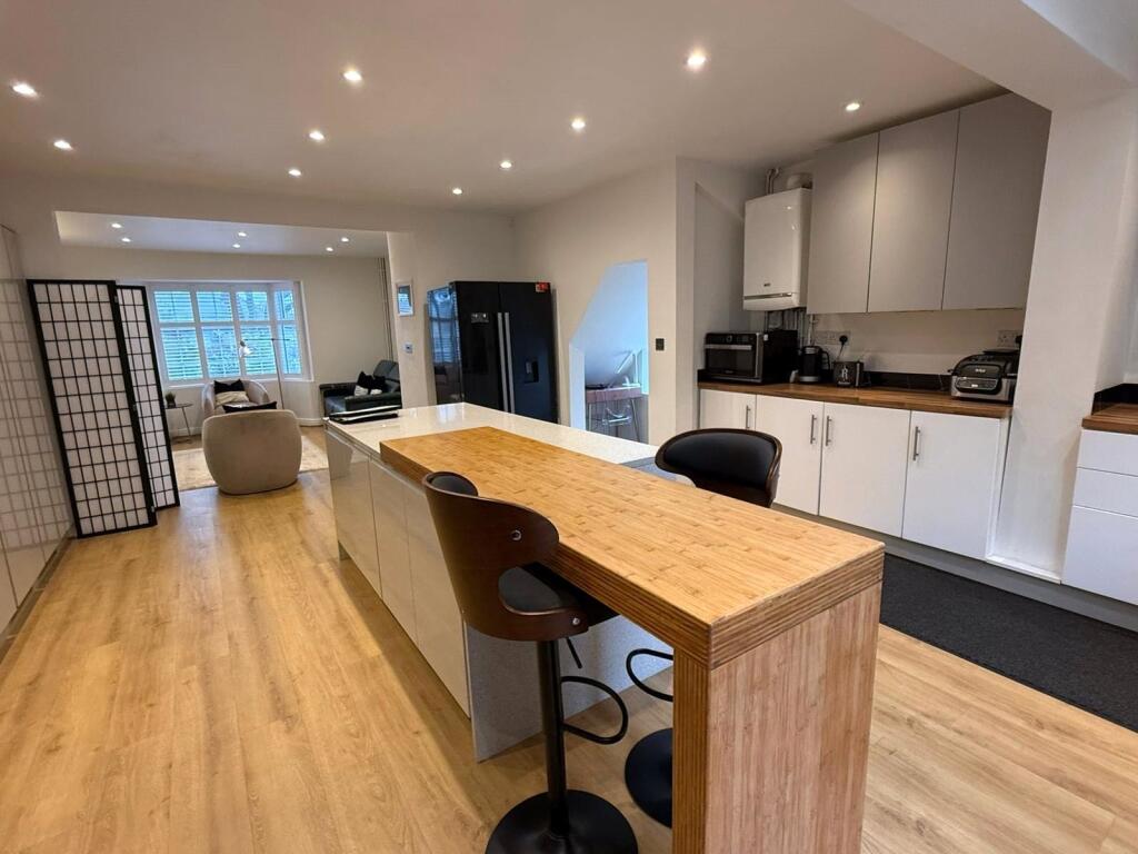 Additional image 6 of Middlemore Road, Northfield, Birmingham, West Midlands, B31