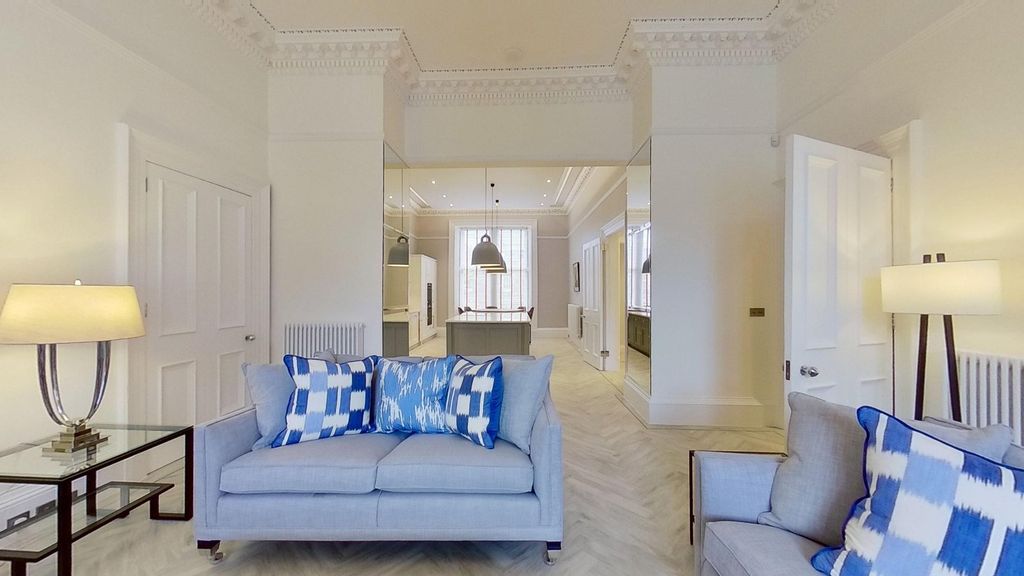 Additional image 7 of 4 bed flat to rentBelgrave Crescent, Edinburgh EH4