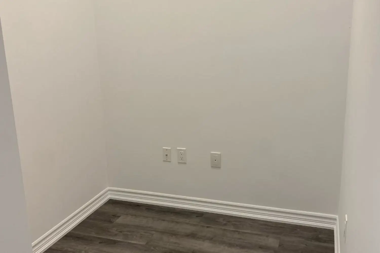 Additional image 5 of 5055 Greenlane Road 604