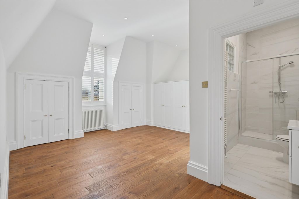 Additional image 15 of 3 bed flat to rentThe Mansion, Cobham Park, Cobham, Surrey KT11