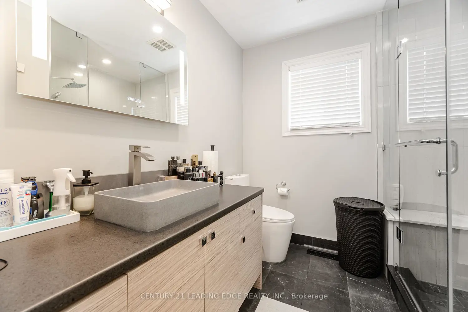 Additional image 15 of 344 Marble Place