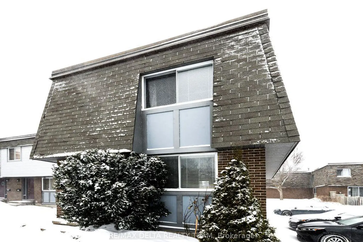 3024 Fairlea Crescent - photo 2