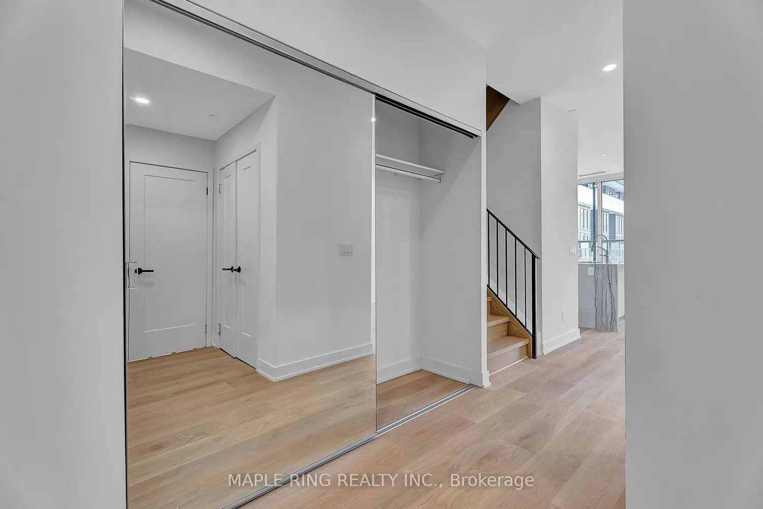 Additional image 13 of 2485 Taunton Road 118