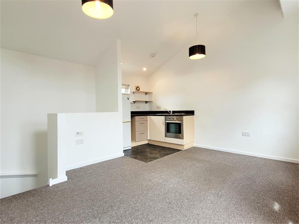 Additional image 8 of Merlin Way, Birmingham, West Midlands, B35