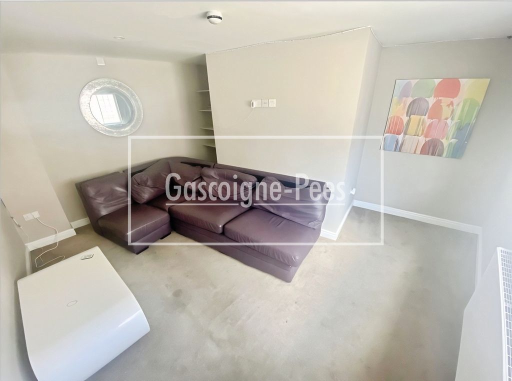 Additional image 3 of Room to rentPortsmouth Road, Guildford GU2