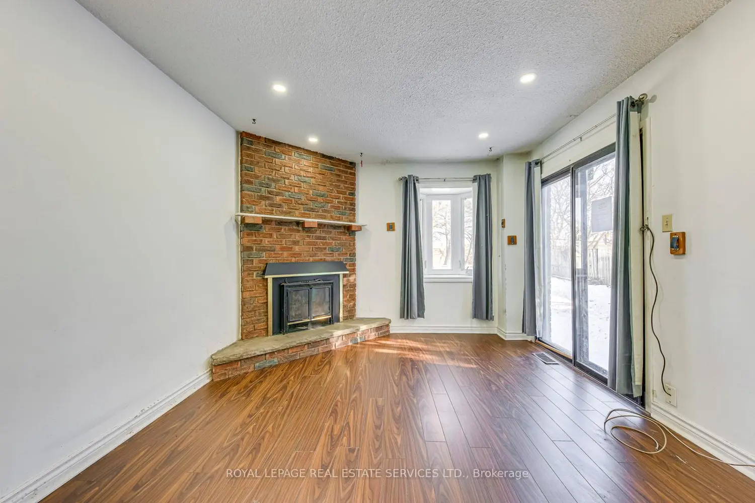 Additional image 7 of 66 Banting Crescent