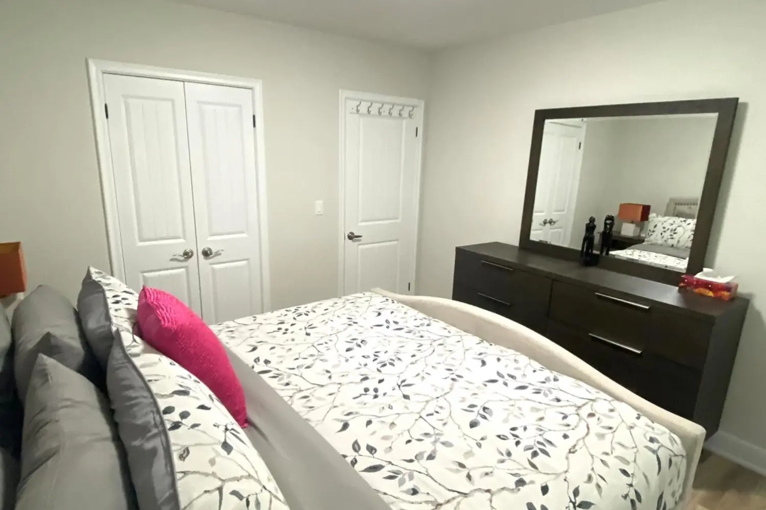 Additional image 7 of 14438 Niagara River Parkway