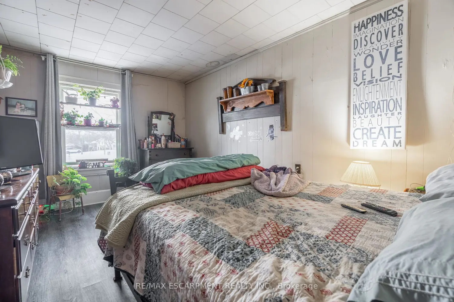 Additional image 12 of 18 King Street A&B