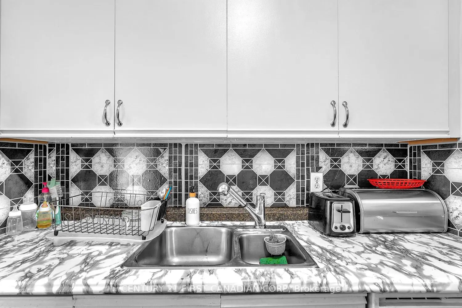 Additional image 10 of 1096 Jalna Boulevard 87