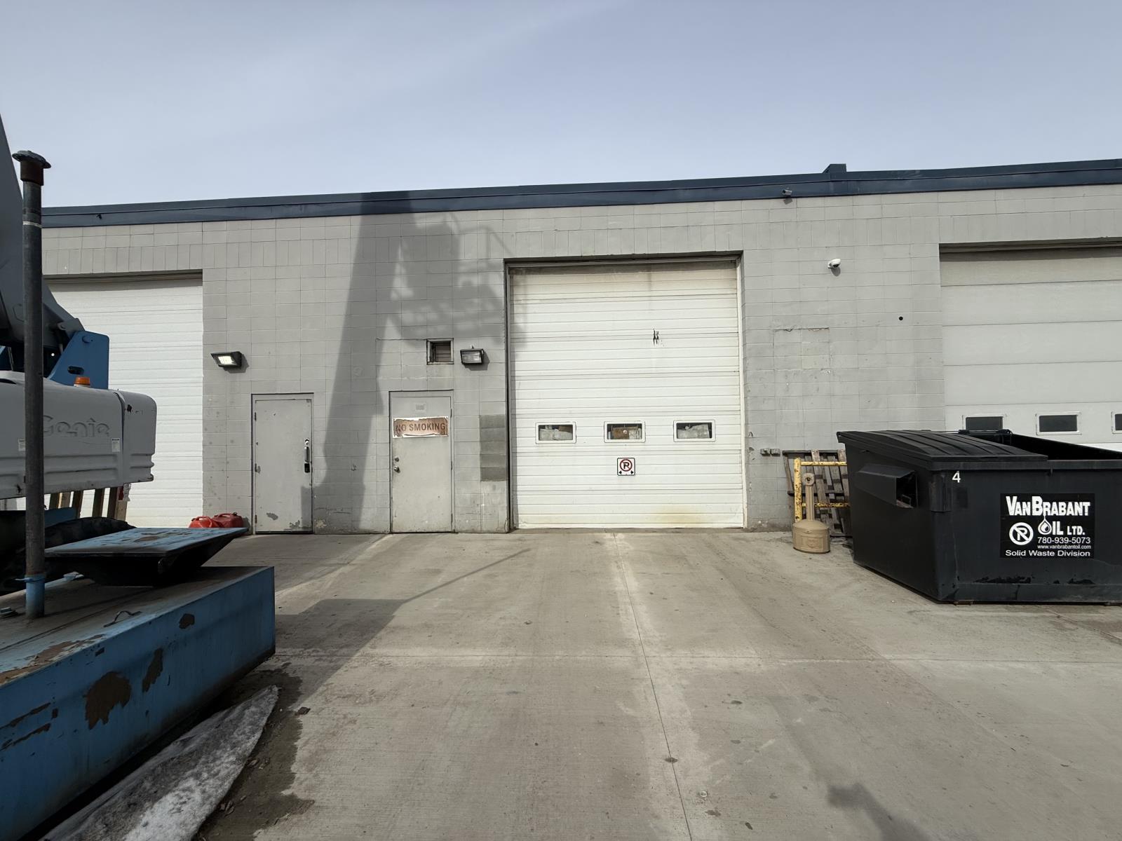 Additional image 3 of 16649 114 Avenue NW, Edmonton, AB, T5M3P9