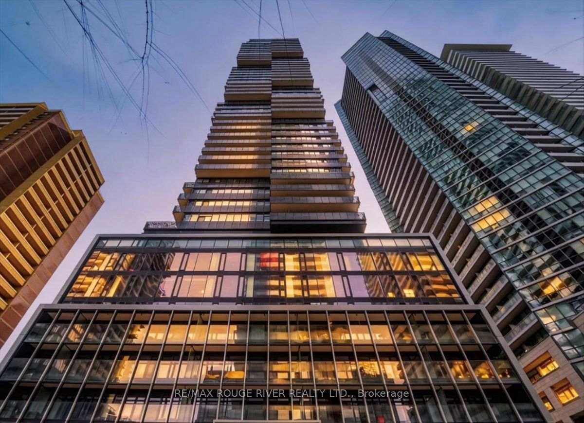 3808-55 Charles Street E, Toronto, ON, M4Y 0J1
