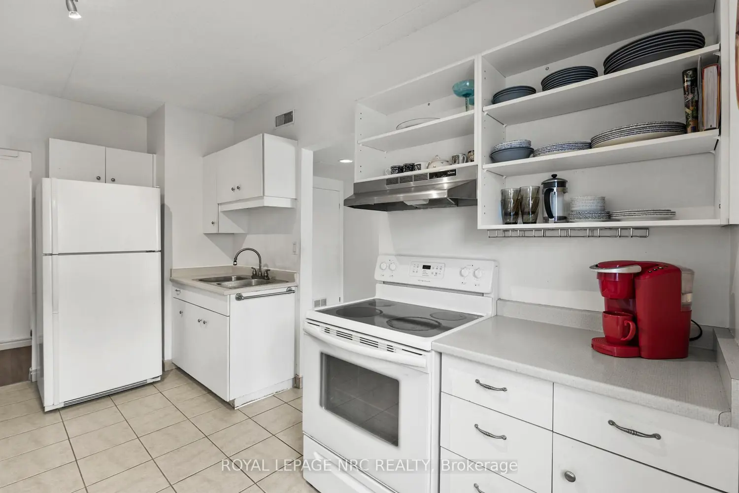 Additional image 3 of 4872 Valley Way 203