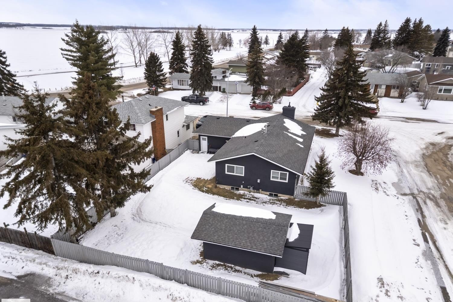 Additional image 8 of 4015 47 Street, Bonnyville Town, AB, T9N1P9