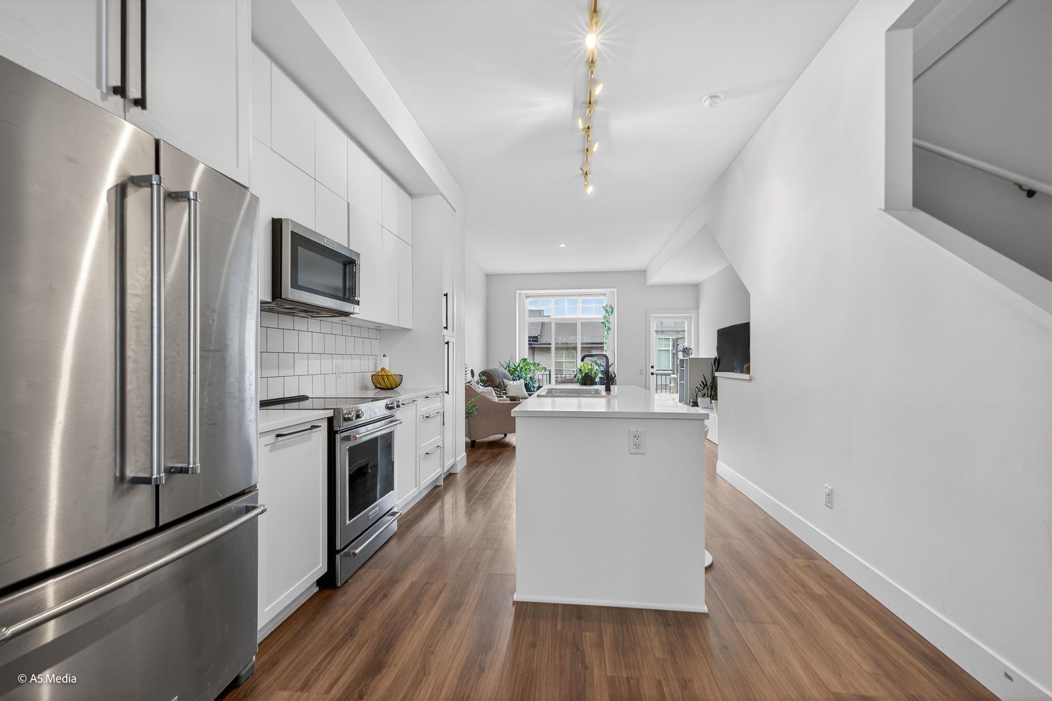 Additional image 3 of 44-3552 Victoria Drive, Coquitlam, BC, V3E 0N7
