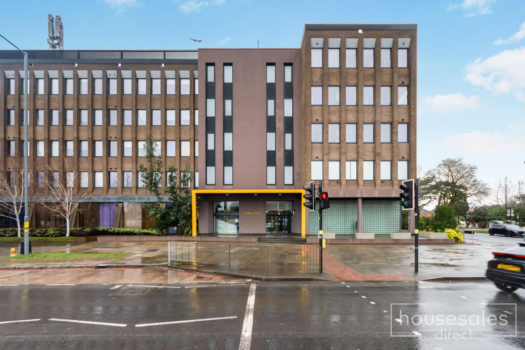 Park Gate At Lyndon Place, Birmingham, B26