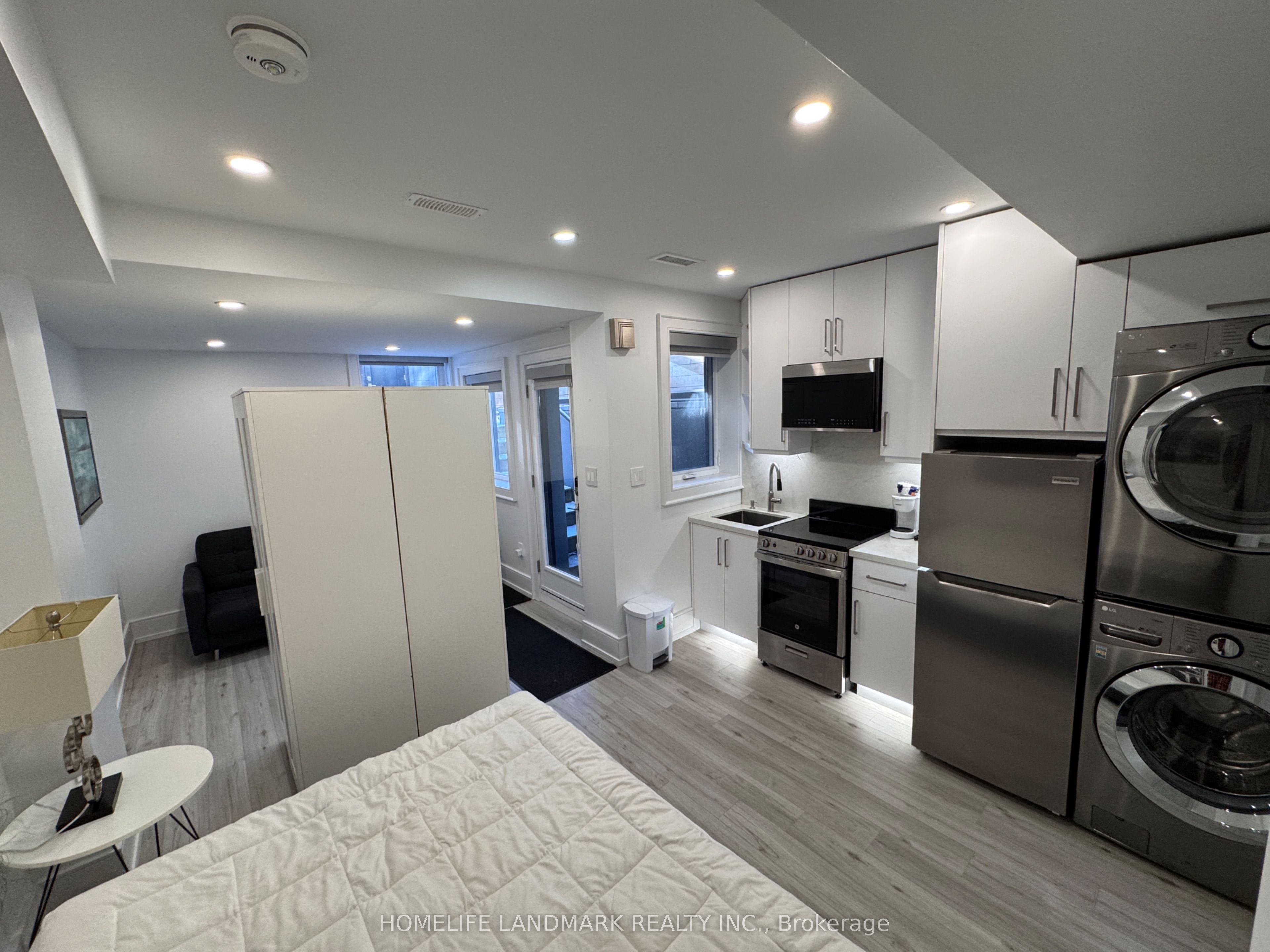 Additional image 2 of Lower-17 Hocken Avenue, Toronto, ON, M6G 2K1