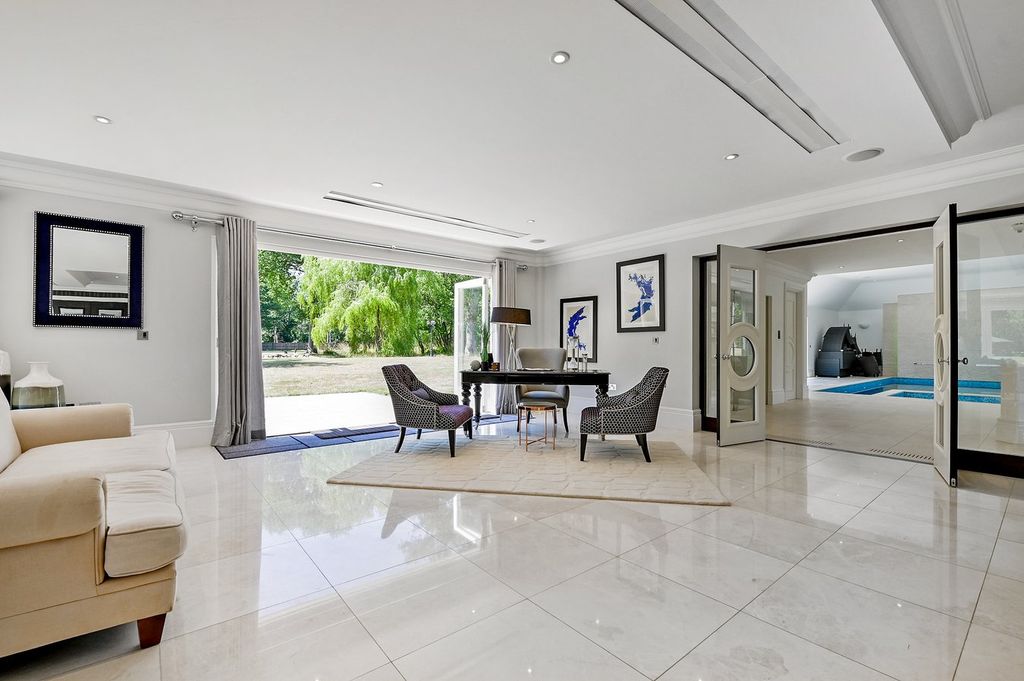Additional image 31 of 7 bed villa to rentHeathfield Road, Burnham, Slough SL1