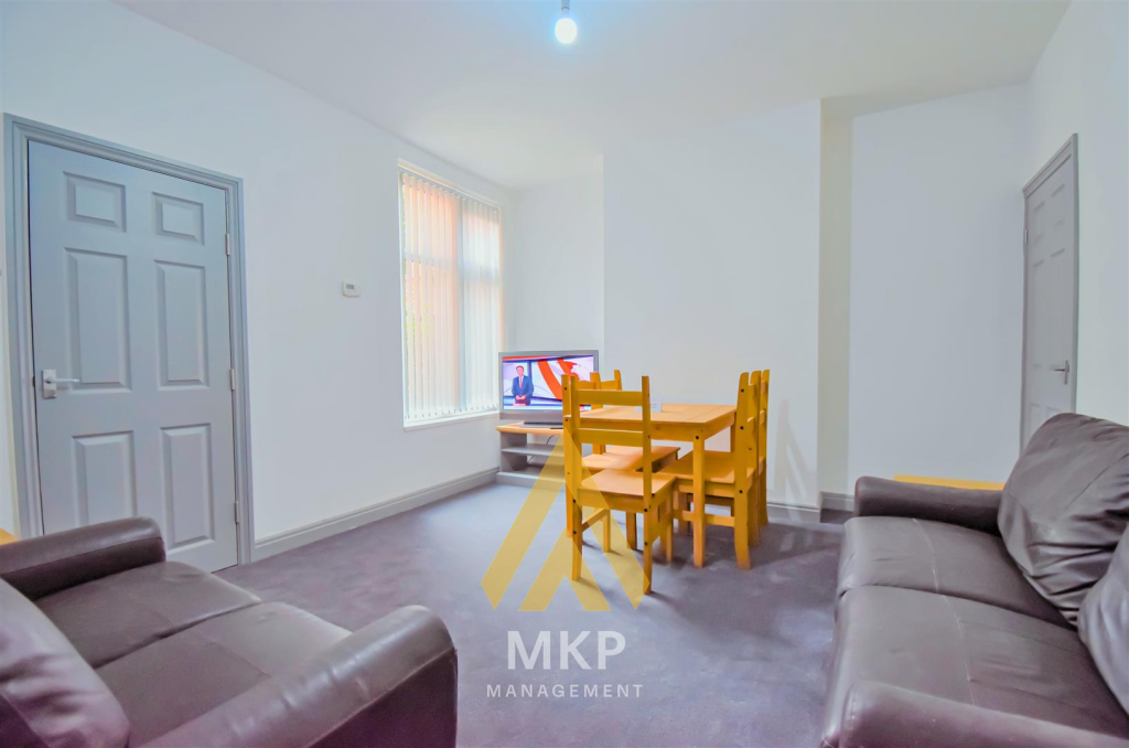 Additional image 3 of Raddlebarn Road Selly Oak  B29 6HJ