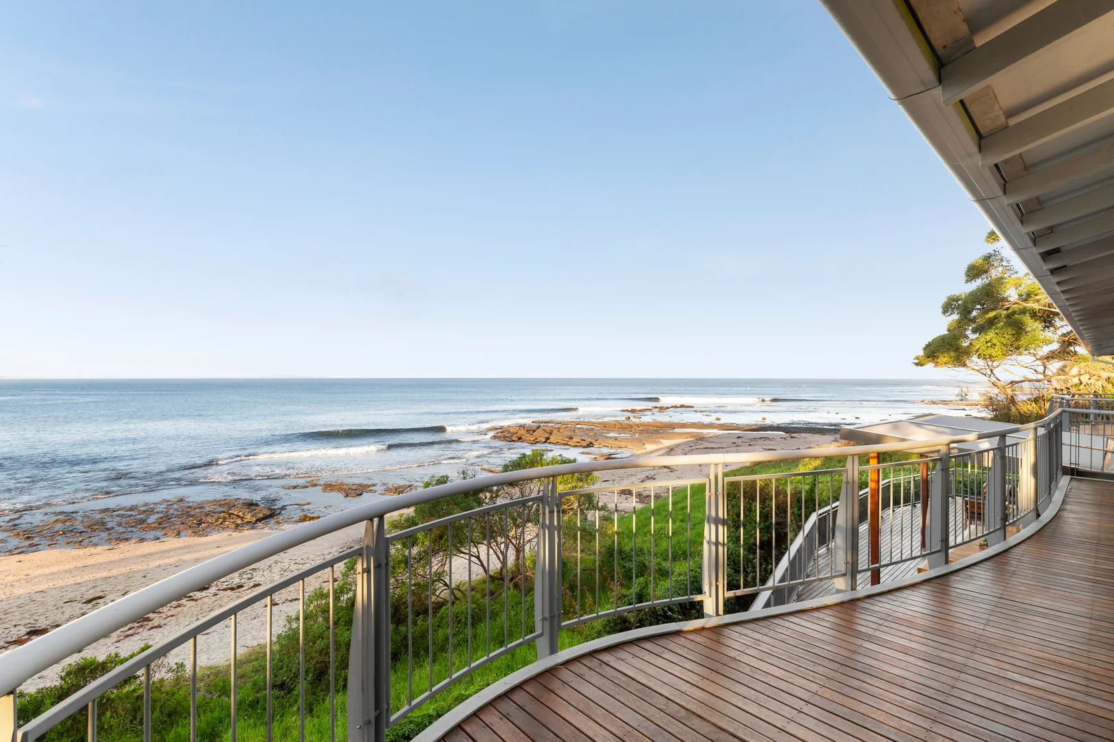 17 Shipton Crescent, Mollymook NSW 2539