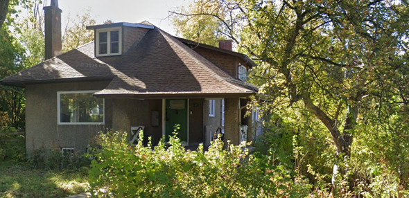 498 Golden Avenue, Ottawa, ON, K2A 2E5