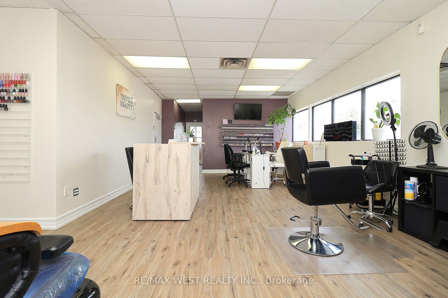 Additional image 3 of 3702 Kingston Road, Toronto, ON, M1J 3H3