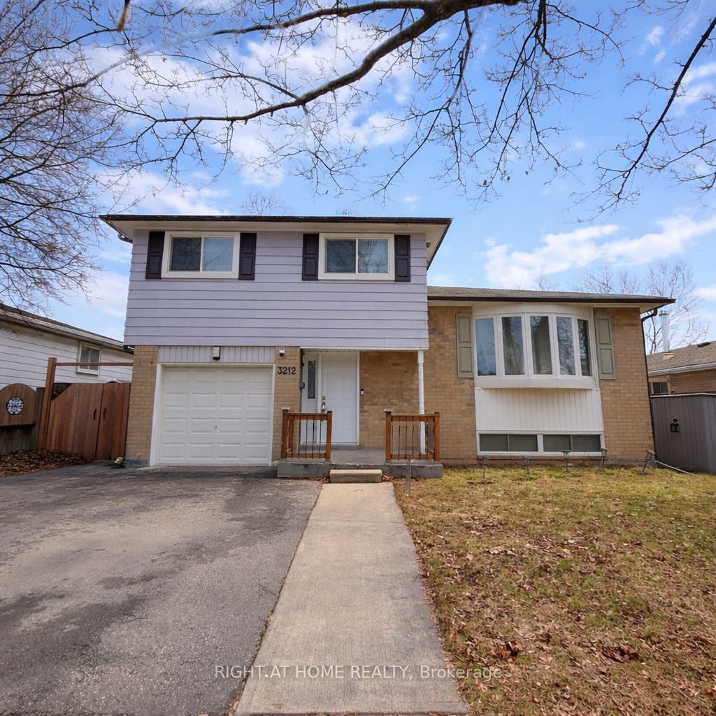 3212 Palmer Drive, Burlington, ON, L7M 1L8