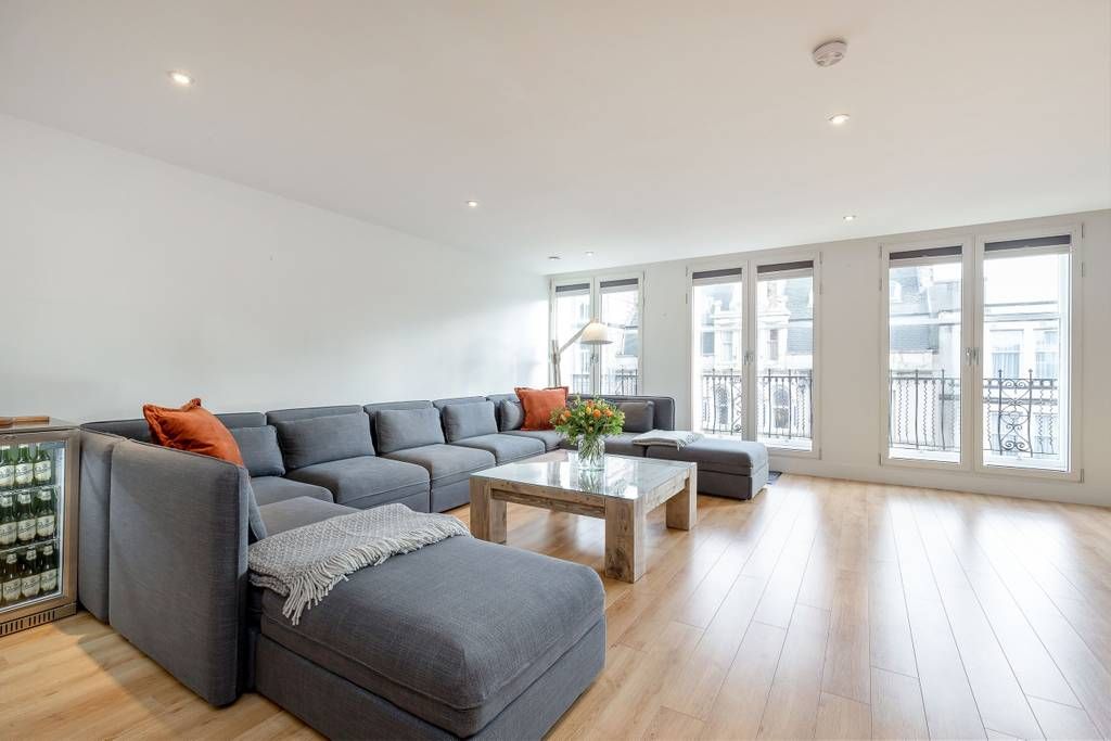 Additional image 4 of 3 bed flat to rentShandwick Place, Edinburgh EH2