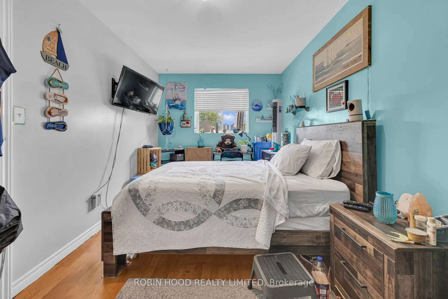 Additional image 15 of 406 Glengarry Avenue