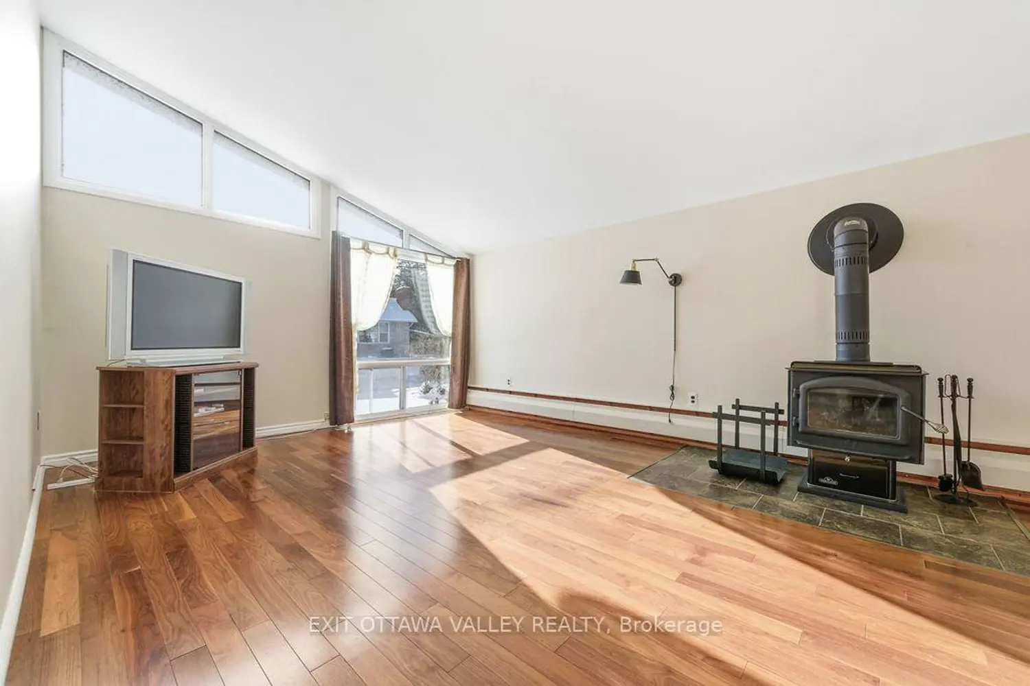 Additional image 5 of 3 Newton Crescent