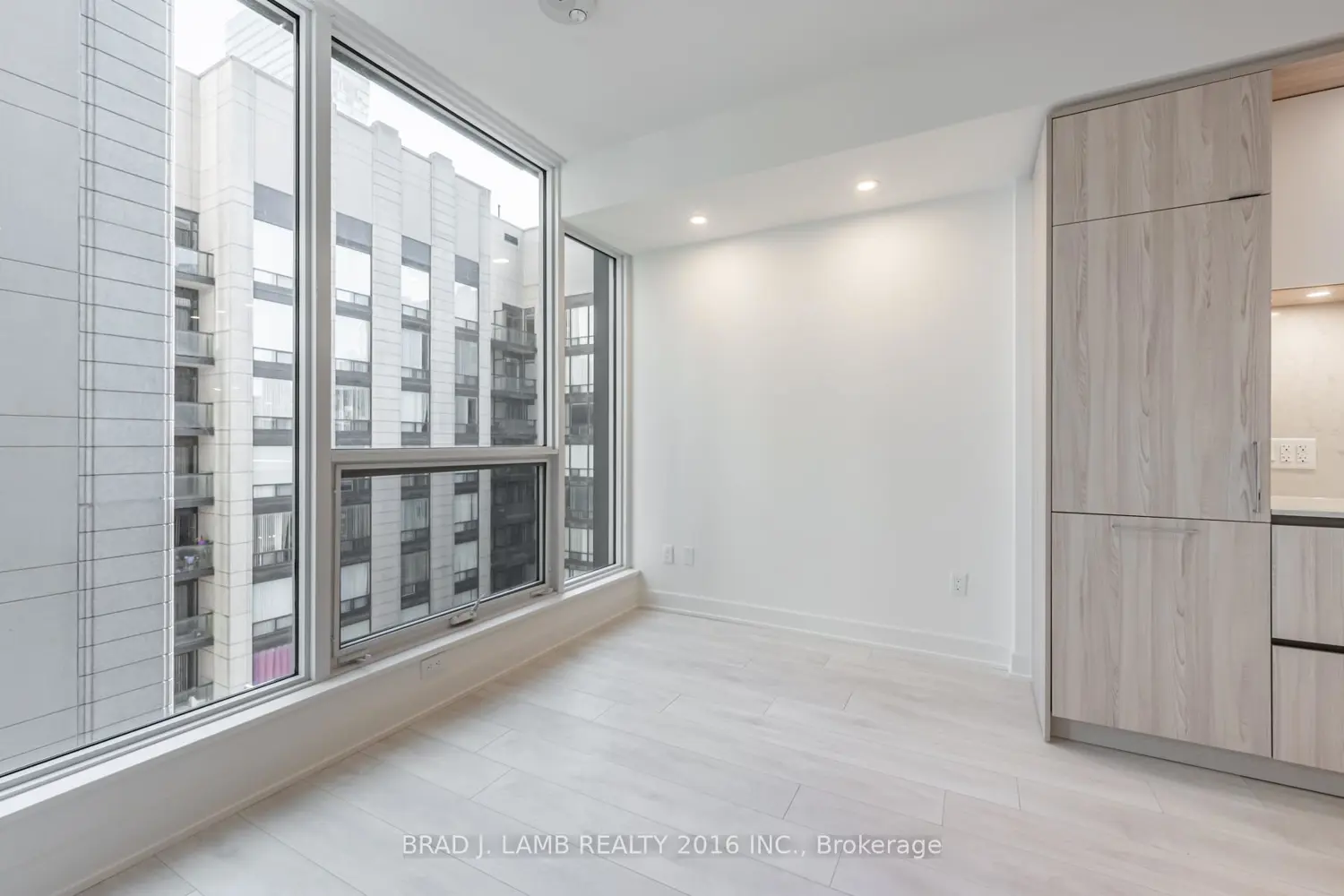 Additional image 7 of 15 Mercer Street 1307