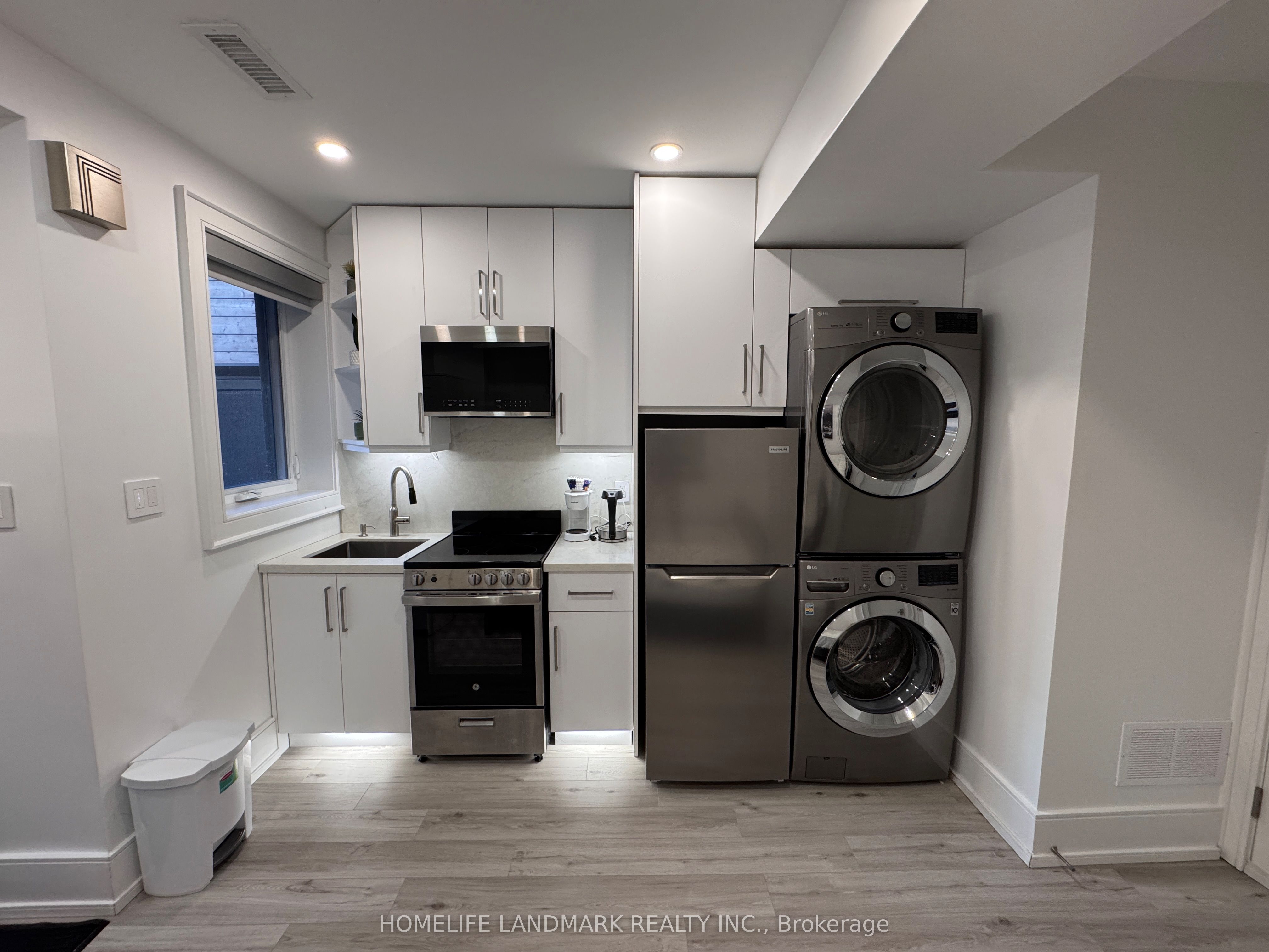 Additional image 3 of Lower-17 Hocken Avenue, Toronto, ON, M6G 2K1