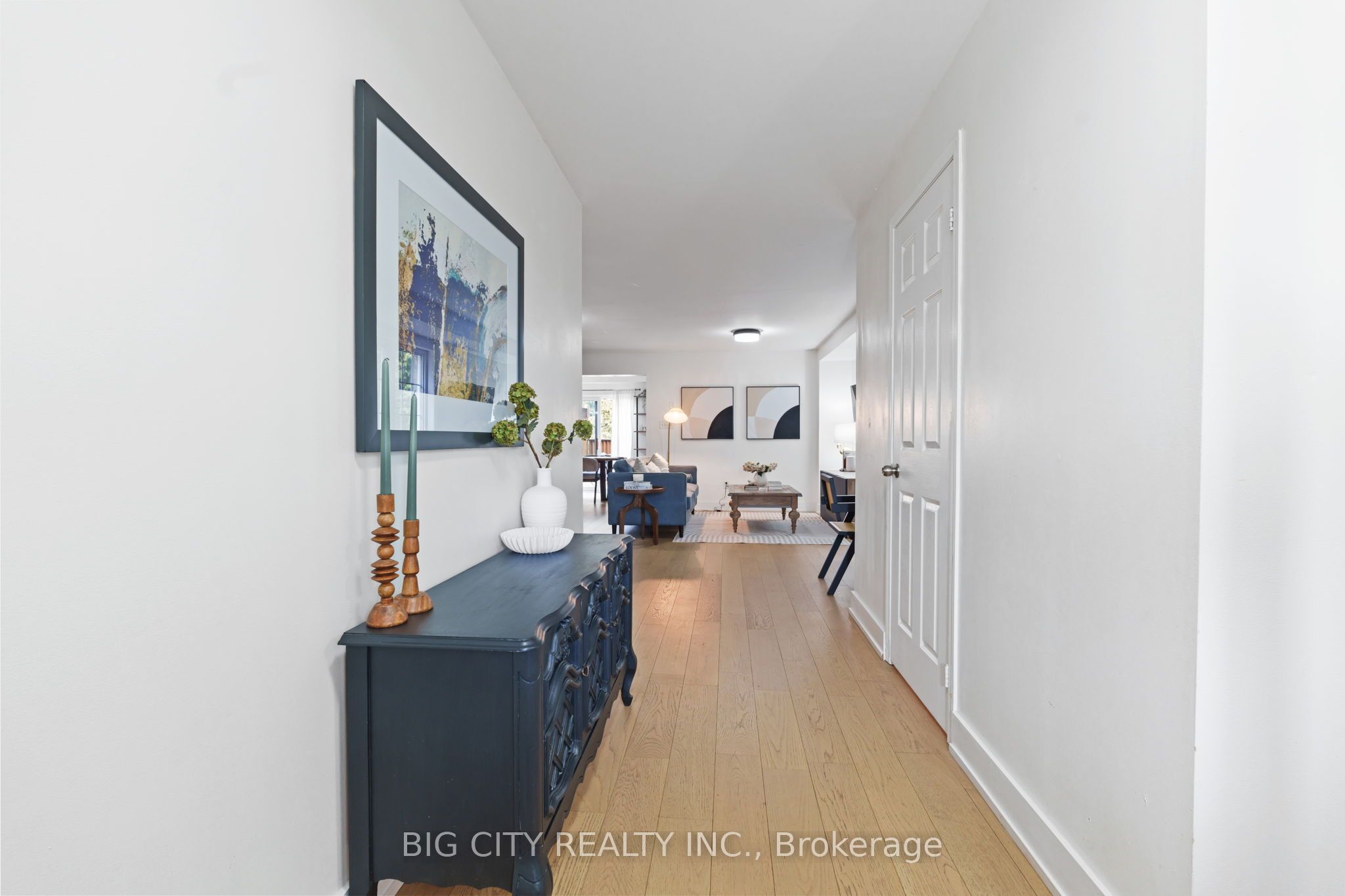Additional image 3 of 16 Amy Court, Whitby, ON, L1R 3N7