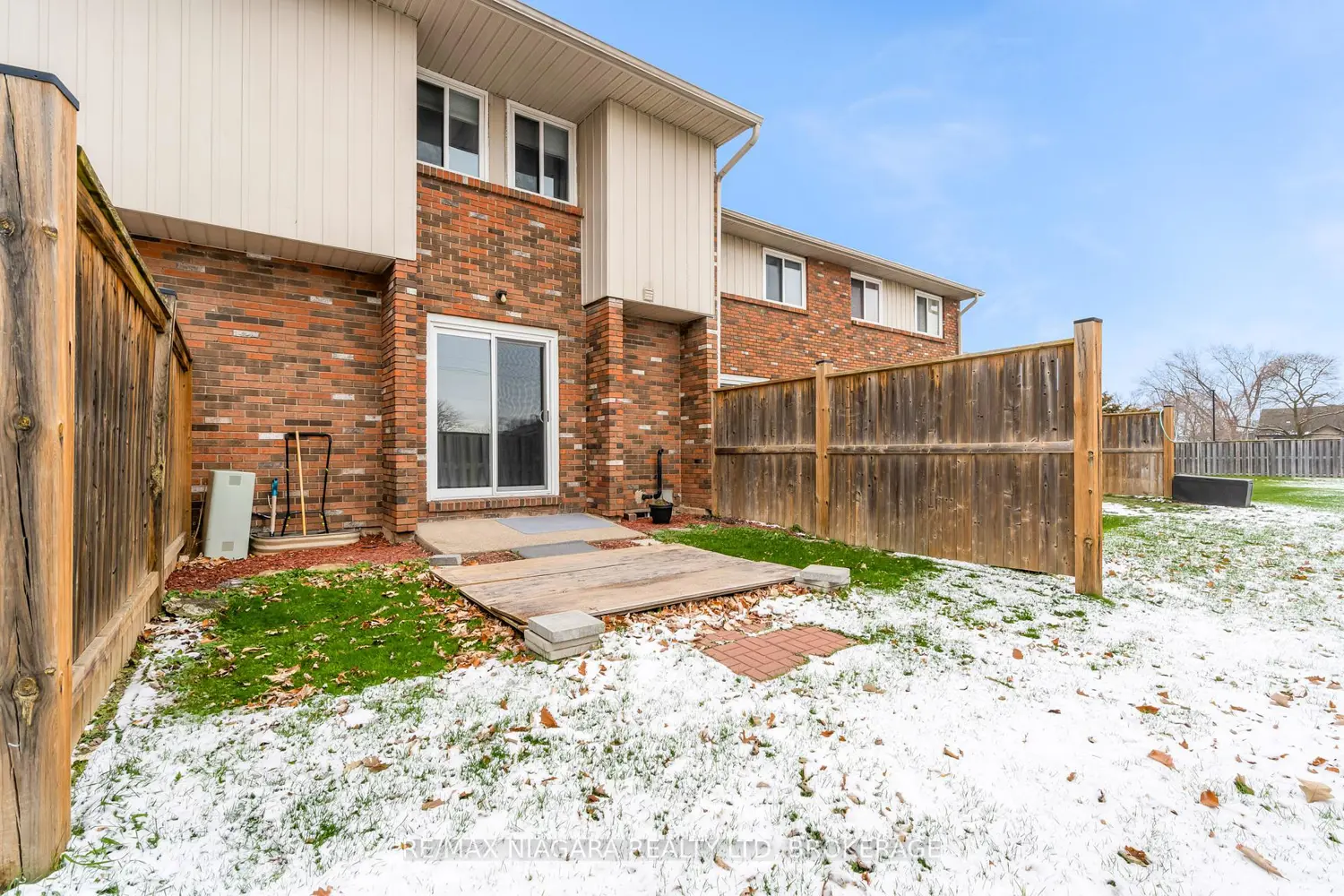 Additional image 20 of 100 Brownleigh Avenue 244