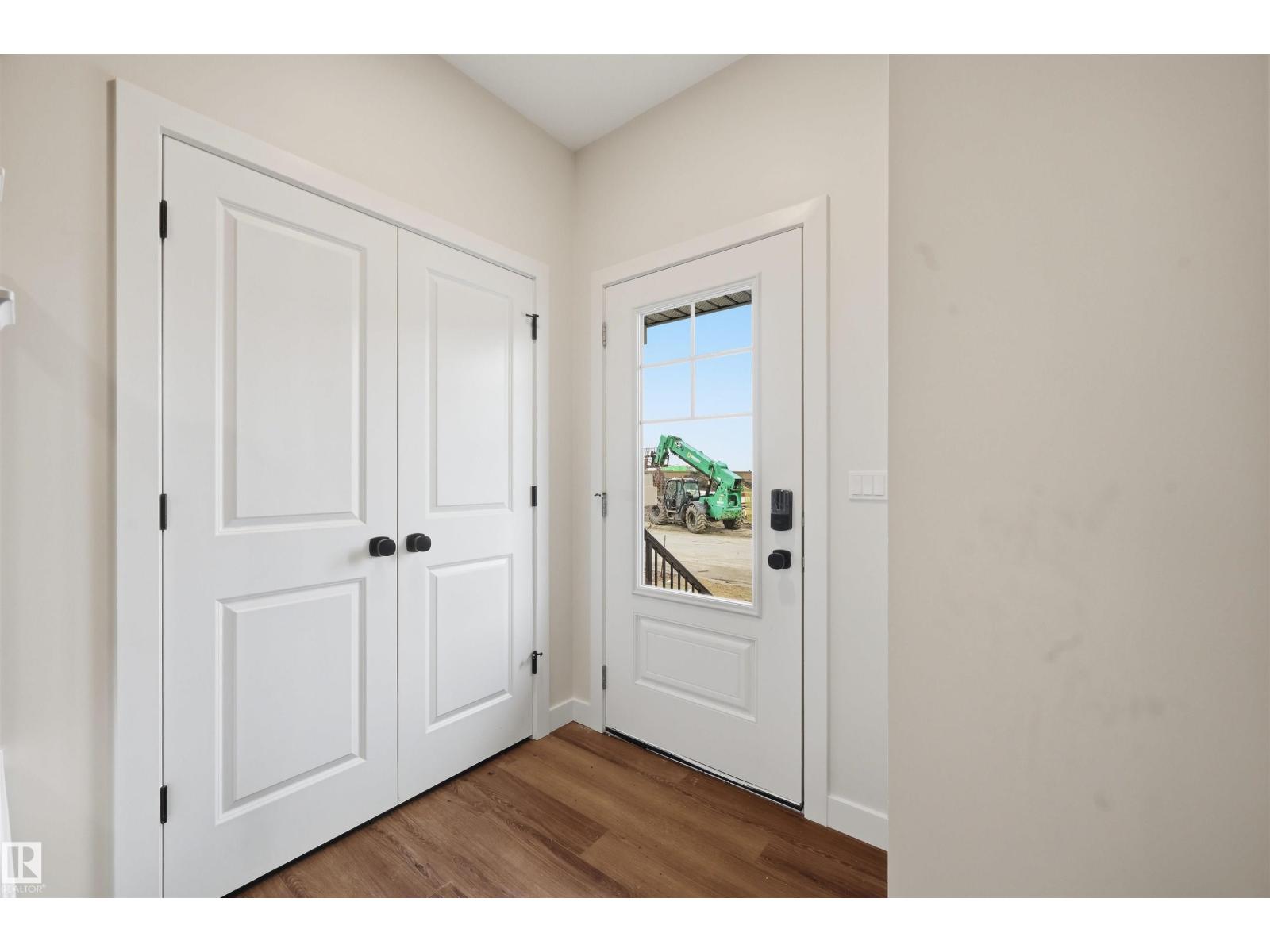 Additional image 3 of 2307 160 Street SW, Edmonton, AB, T6W5X2