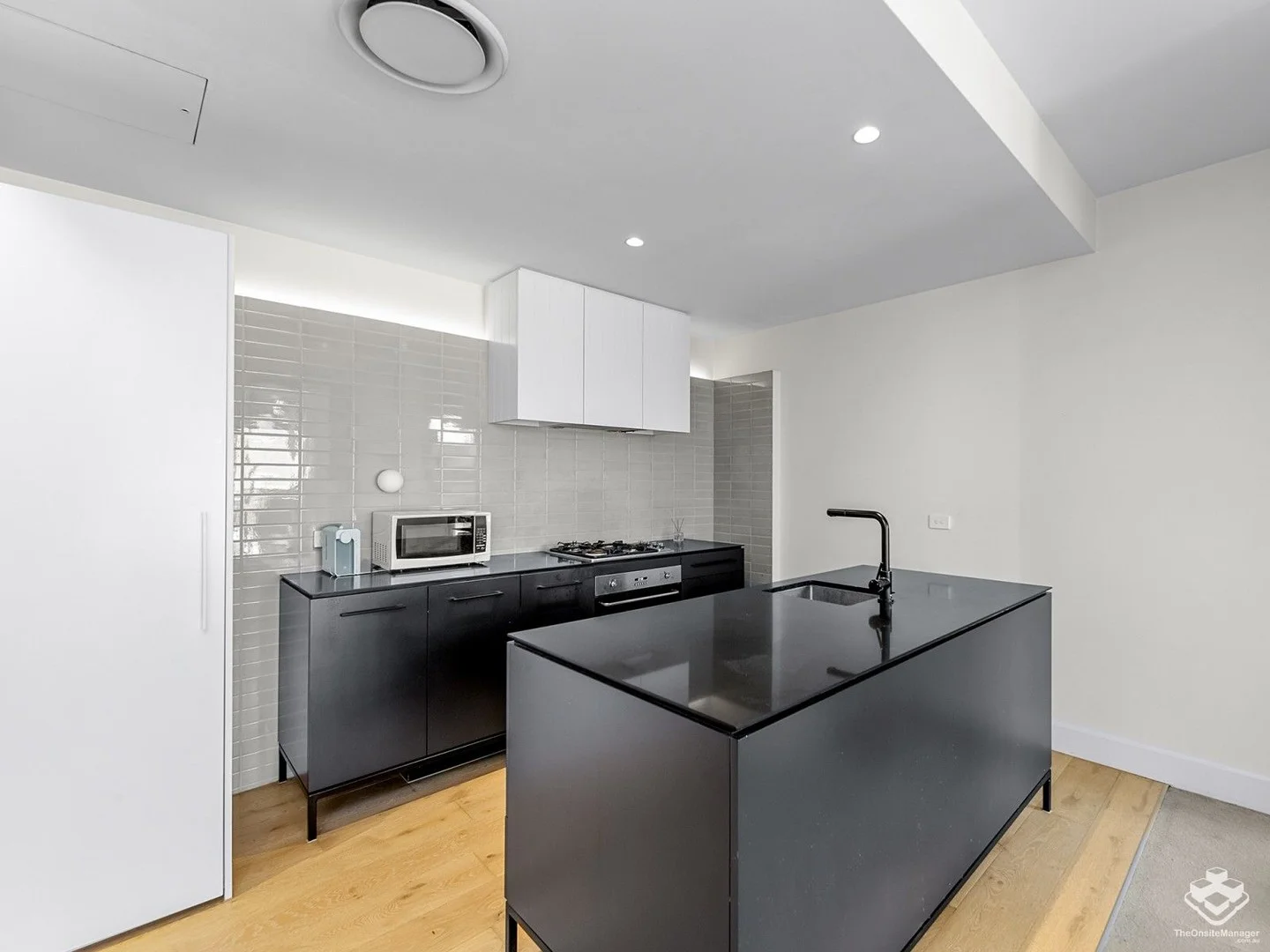 8 Bank Street, West End QLD 4101