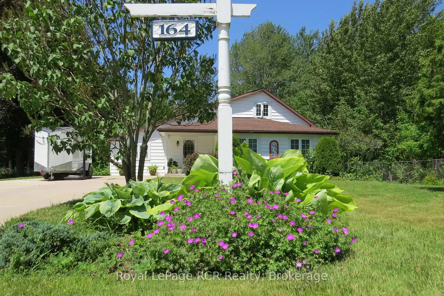 164 Edward Street photo 3