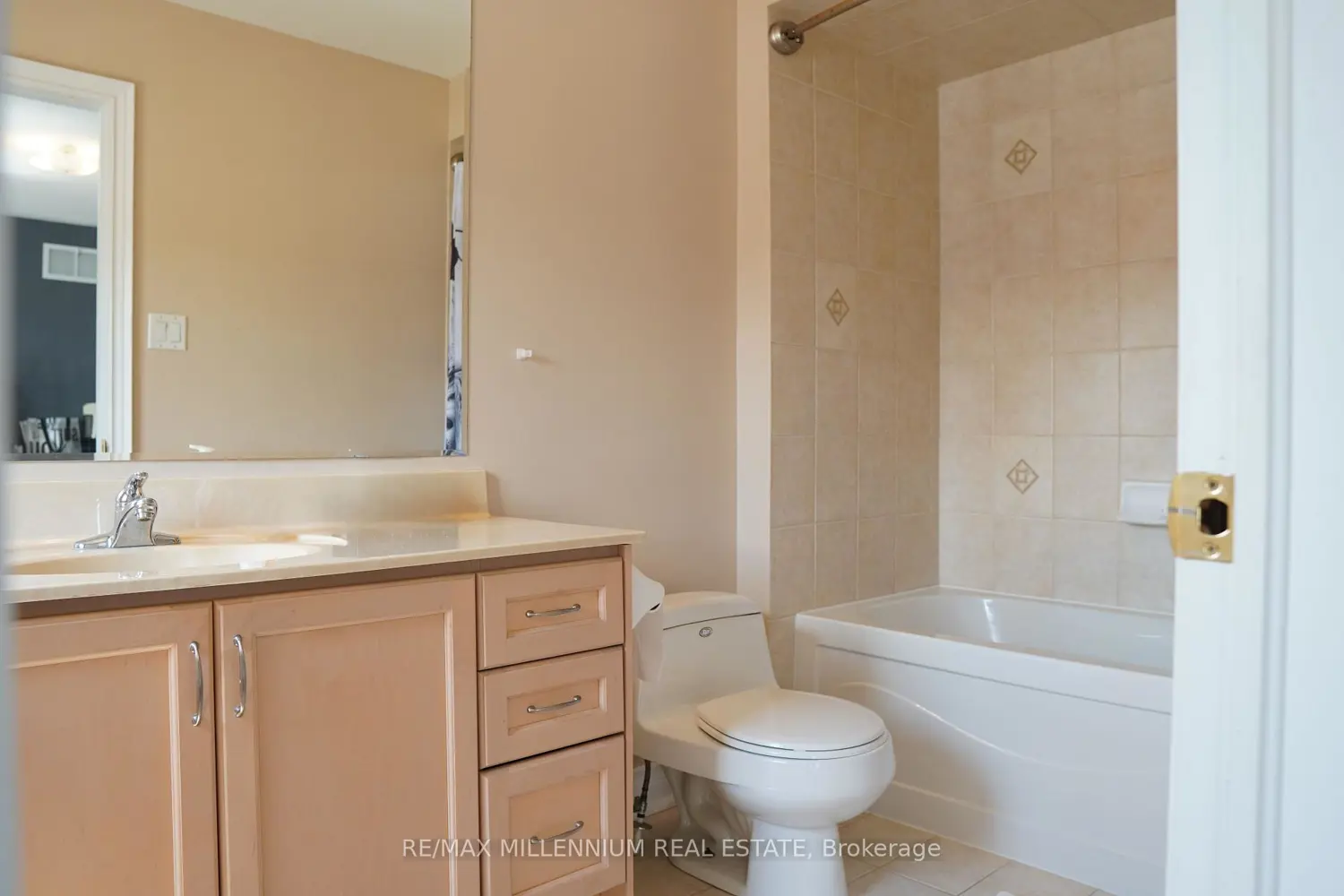 Additional image 13 of 40 Rampart Drive