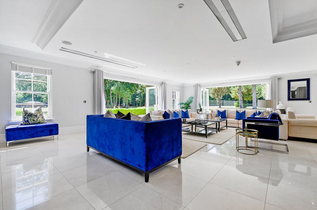 Additional image 32 of 7 bed villa to rentHeathfield Road, Burnham, Slough SL1