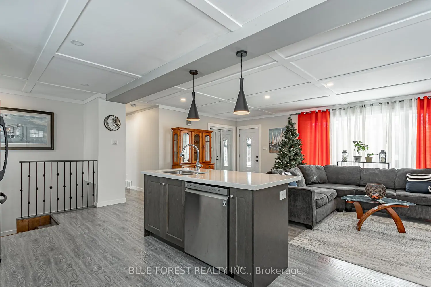 Additional image 7 of 9716 Lakeshore Road