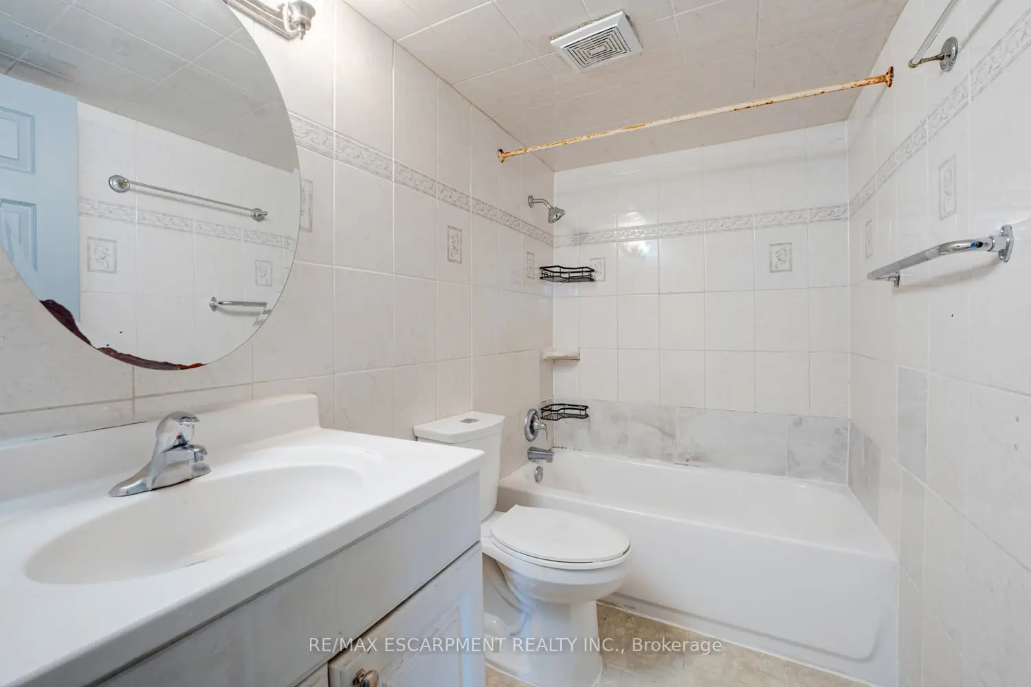 Additional image 18 of 10 Edgecliff Golfway 206