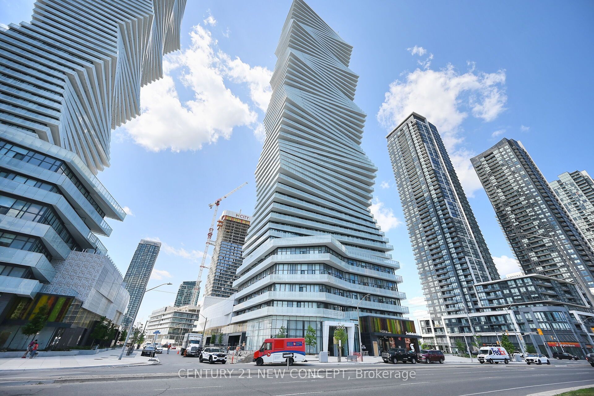 1708-3900 Confederation Parkway, Mississauga, ON, L5B 0M3