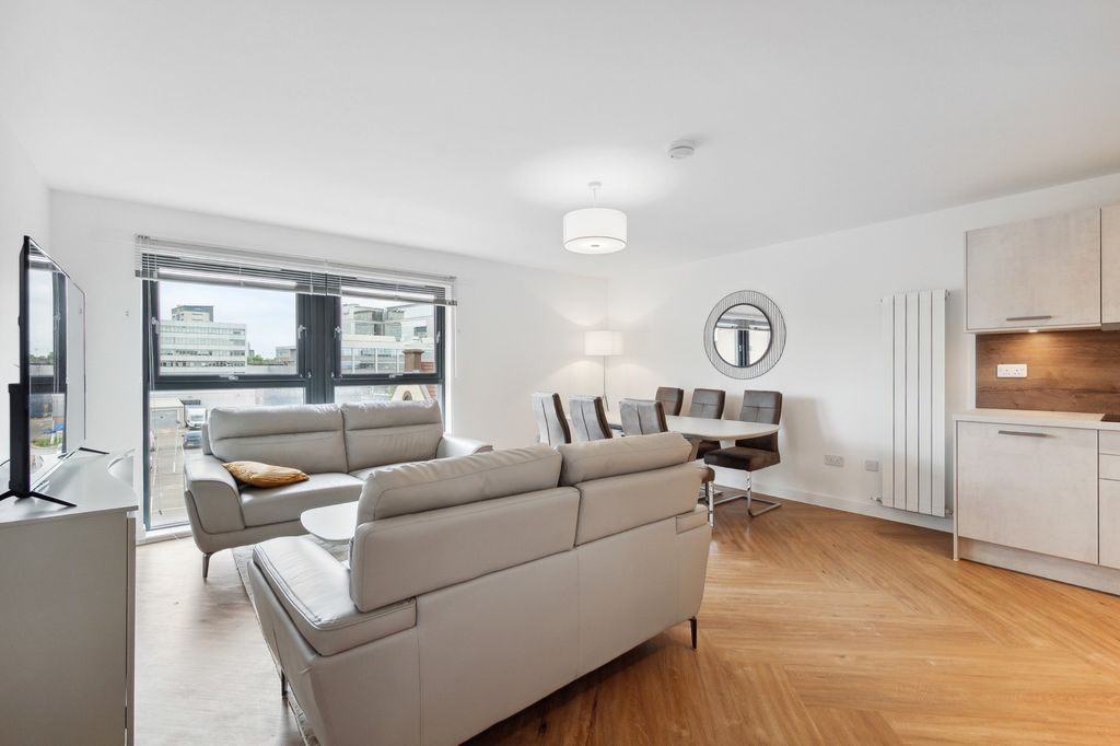 Additional image 2 of 3 bed flat to rentMinerva Street, Finnieston, Glasgow G3